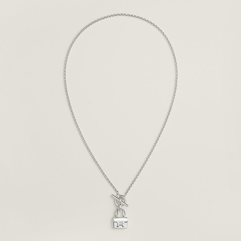目を惹く【HERMES】ペンダント \"AMULETTES CONSTANCE\" 送料無料 Amulettes Constance pendant | Hermès USA